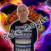 Pete Boyle - Suihkussa laulava legenda